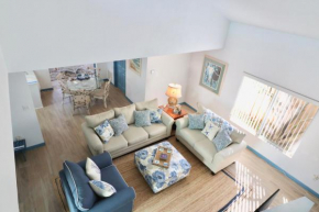 Isle of Grace steps from Flagler Ave and the beach!